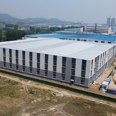 पोर्टल फ्रेम स्टील वेयरहाउस बिल्डिंग Q235B Q355B ASTM A36