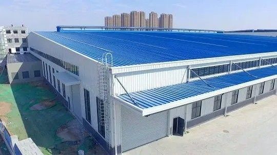 धातु फ्रेम शेड भंडारण पूर्वनिर्मित इस्पात संरचना गोदाम निर्माण भवन