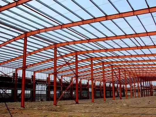 अनुकूलित पूर्वनिर्मित भवन इंजीनियर स्टील फ्रेम कार्यशाला