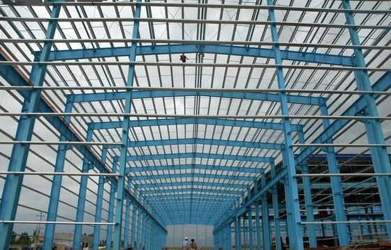 ओवरहेड क्रेन के साथ पूर्वनिर्मित स्टील संरचना कार्यशाला