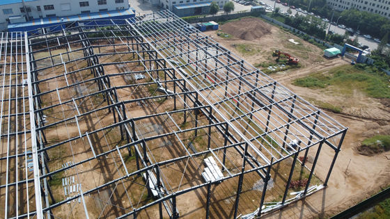 100m*30m स्टील फ्रेम संरचना प्रीफैब स्टील वेयरहाउस भवन