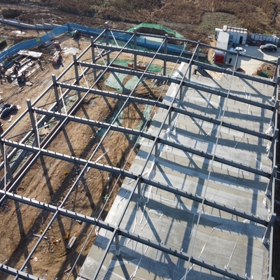 Prefab इस्पात संरचना कार्यशाला फ्रेम Q235B Q355B सामग्री