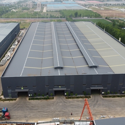 Q235B Q345B पूर्वनिर्मित स्टील संरचना गोदाम 20-300m