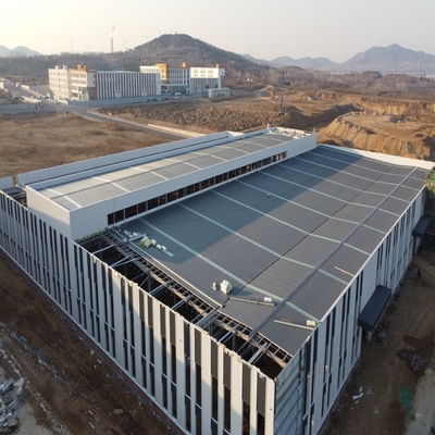 इन्सुलेशन पैनल के साथ Q235B ASTM A572 प्रीफैब स्टील वेयरहाउस बिल्डिंग