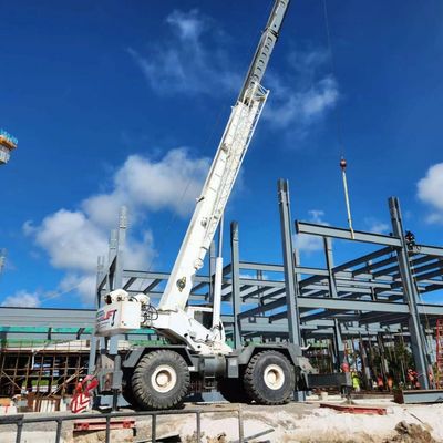 आधुनिक डिज़ाइन प्रीफैब्रिकेटेड स्टील स्ट्रक्चर होटल बिल्डिंग्स मल्टी स्टोरीज़ स्टील बिल्डिंग्स सप्लाई