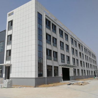 कार्यालय Q235B/Q355B के साथ पूर्वनिर्मित इस्पात संरचना कार्यशाला