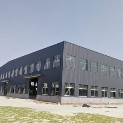 प्रीफैब स्टील स्ट्रक्चर वर्कशॉप Q235B Q355B ASTM A36 50-वर्षीय जीवन