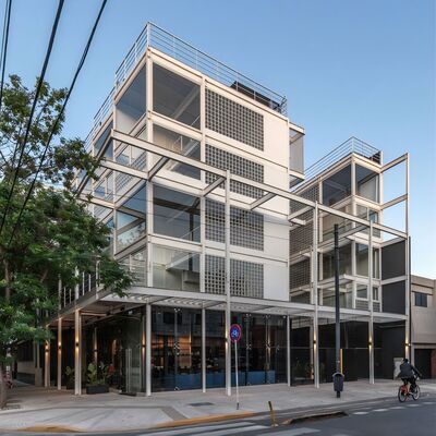 आधुनिक स्टील संरचना अपार्टमेंट इमारतें शहरी जीवन के लिए टिकाऊ पूर्वनिर्मित आवास