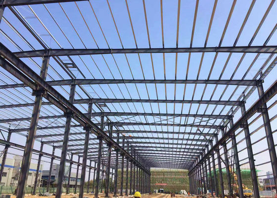 स्टील स्ट्रक्चर वेयरहाउस Q235B Q355B 50 साल के जीवनकाल के साथ